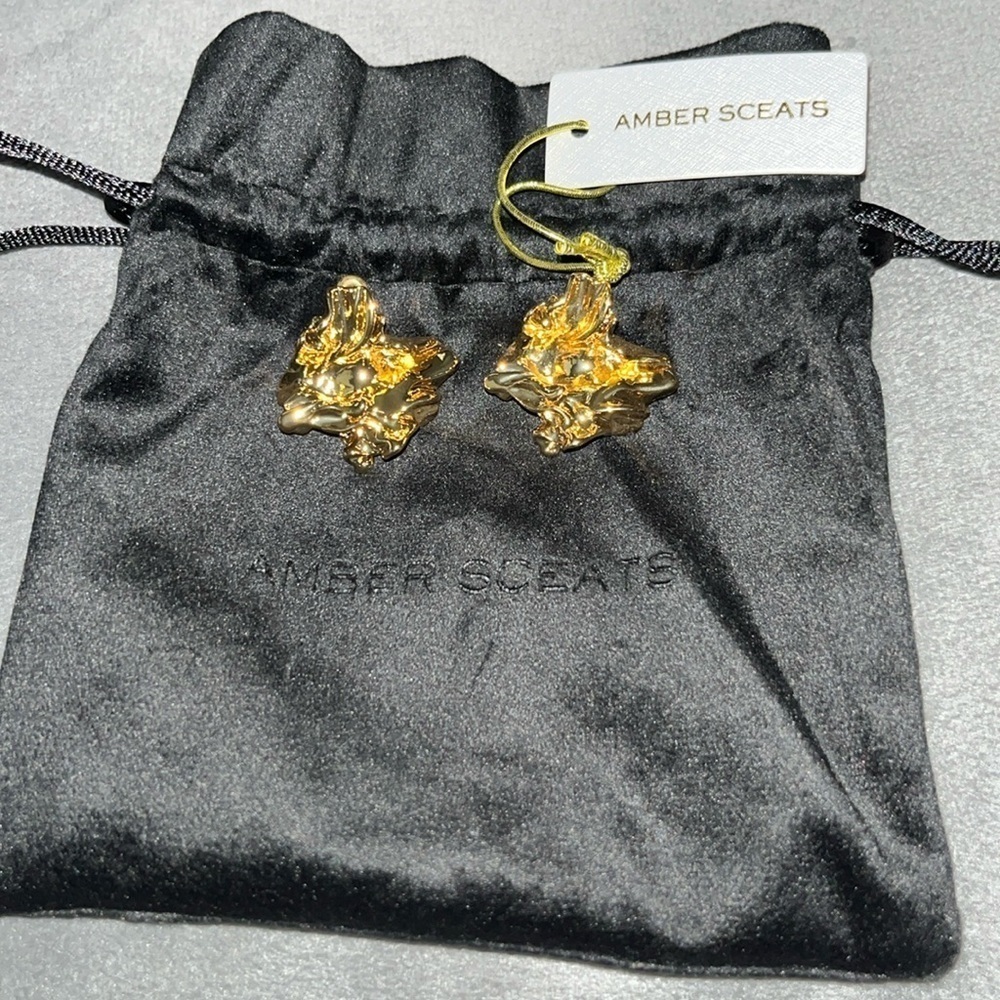 NWT Amber Sceats Earrings